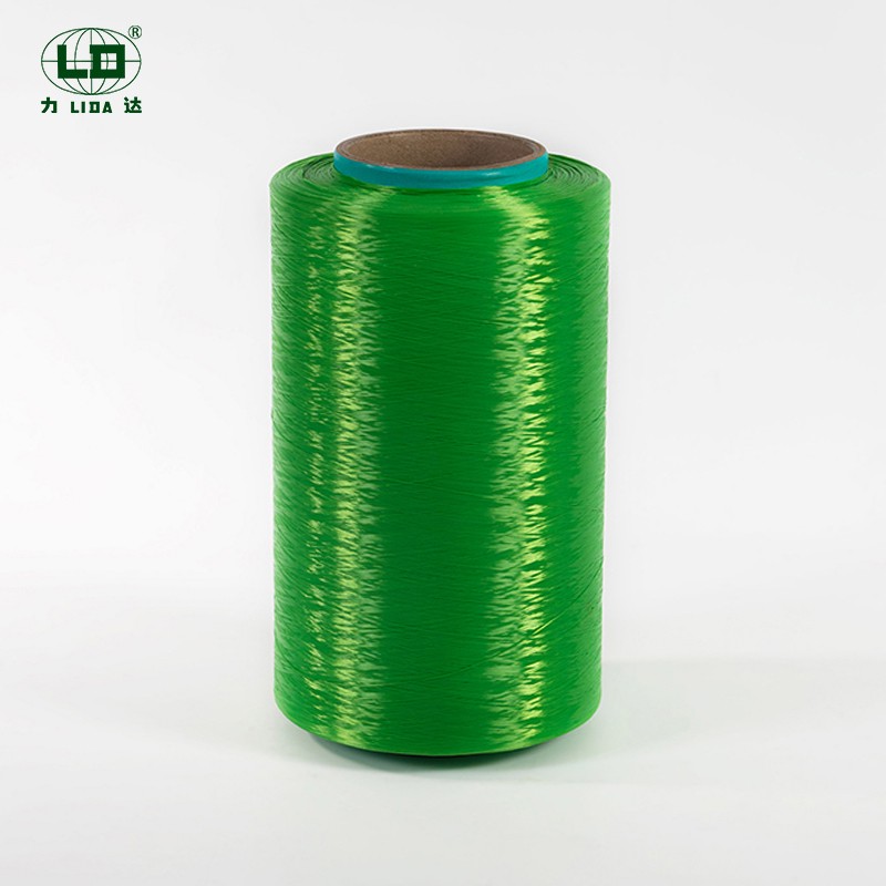 Dab tsi yog cov khoom thiab cov yam ntxwv ntawm high-zog thiab qis shrinkage xim polyester cov lus (nrog rau cov nplaim taws-retardant filament ntsiab)?